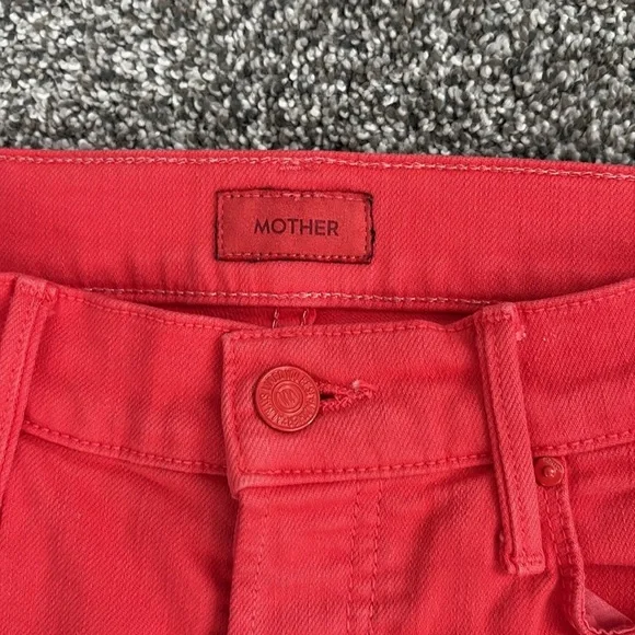 MOTHER Denim The Stunner Ankle Fray in Red